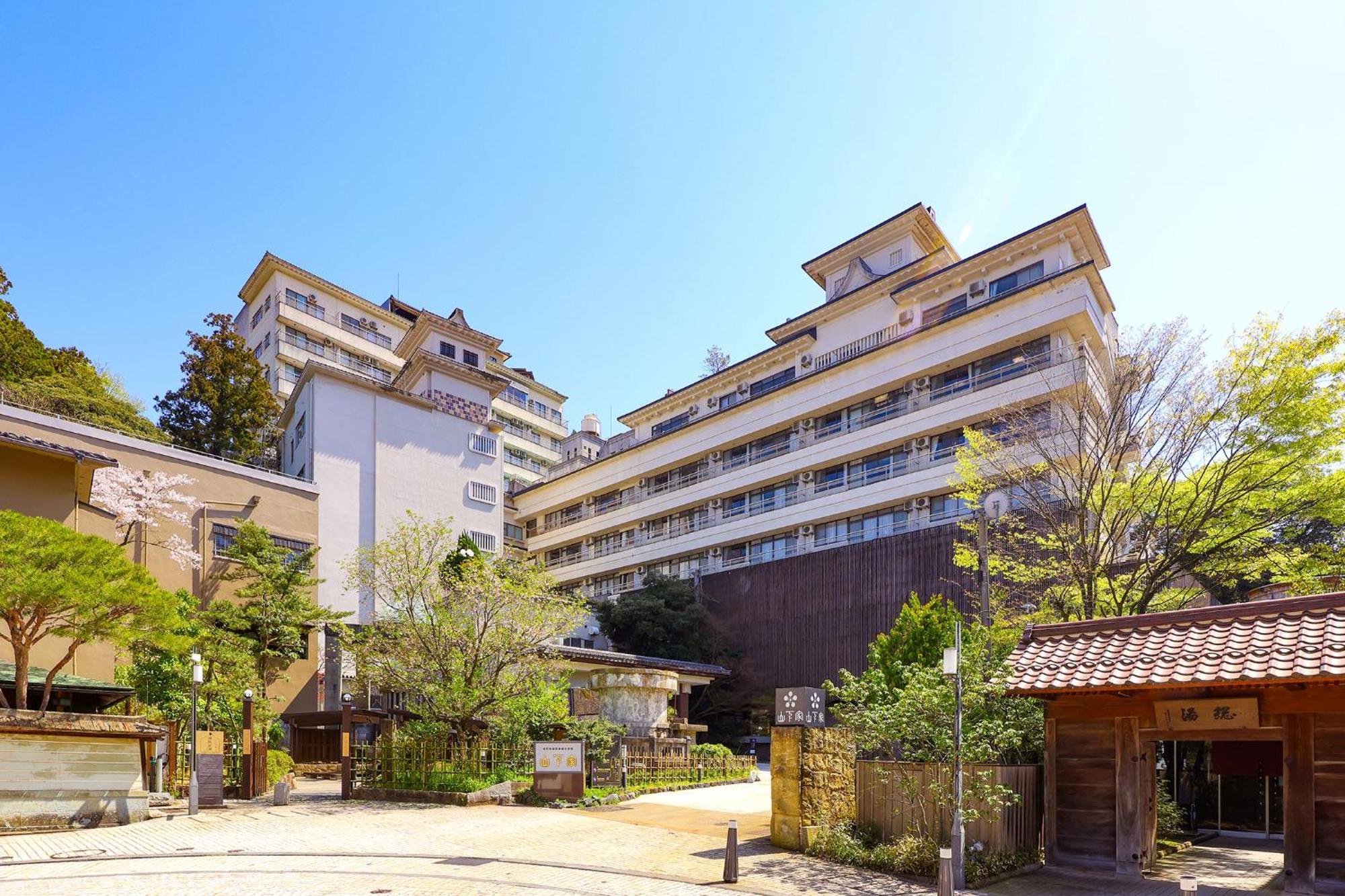 Отель Ooedo Onsen Monogatari Premium Yamashitaya Кага Экстерьер фото