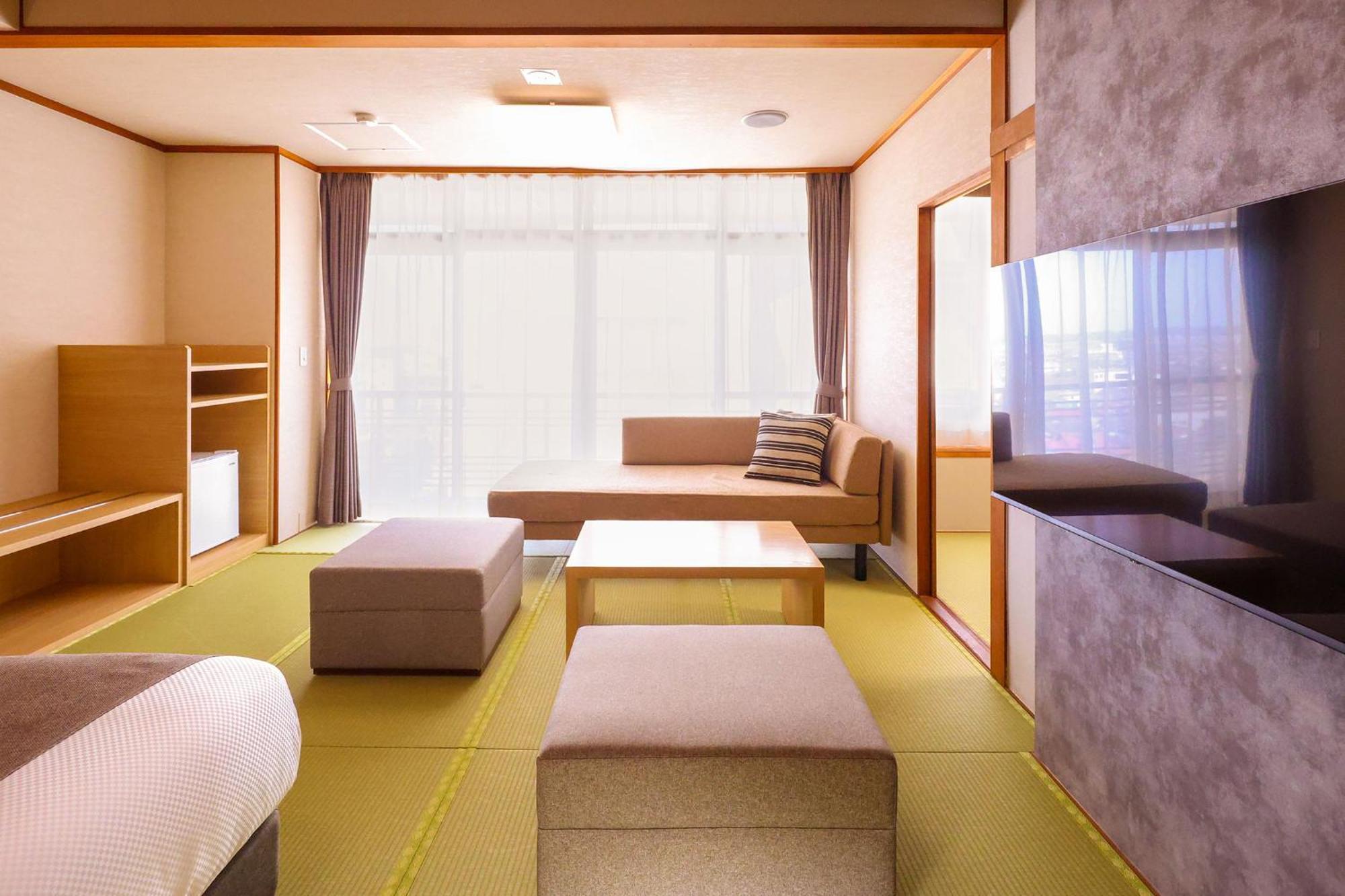 Отель Ooedo Onsen Monogatari Premium Yamashitaya Кага Экстерьер фото